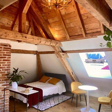 Un Petit Nid Atypique Au Coeur De Munster Appartement Munster  Buitenkant foto